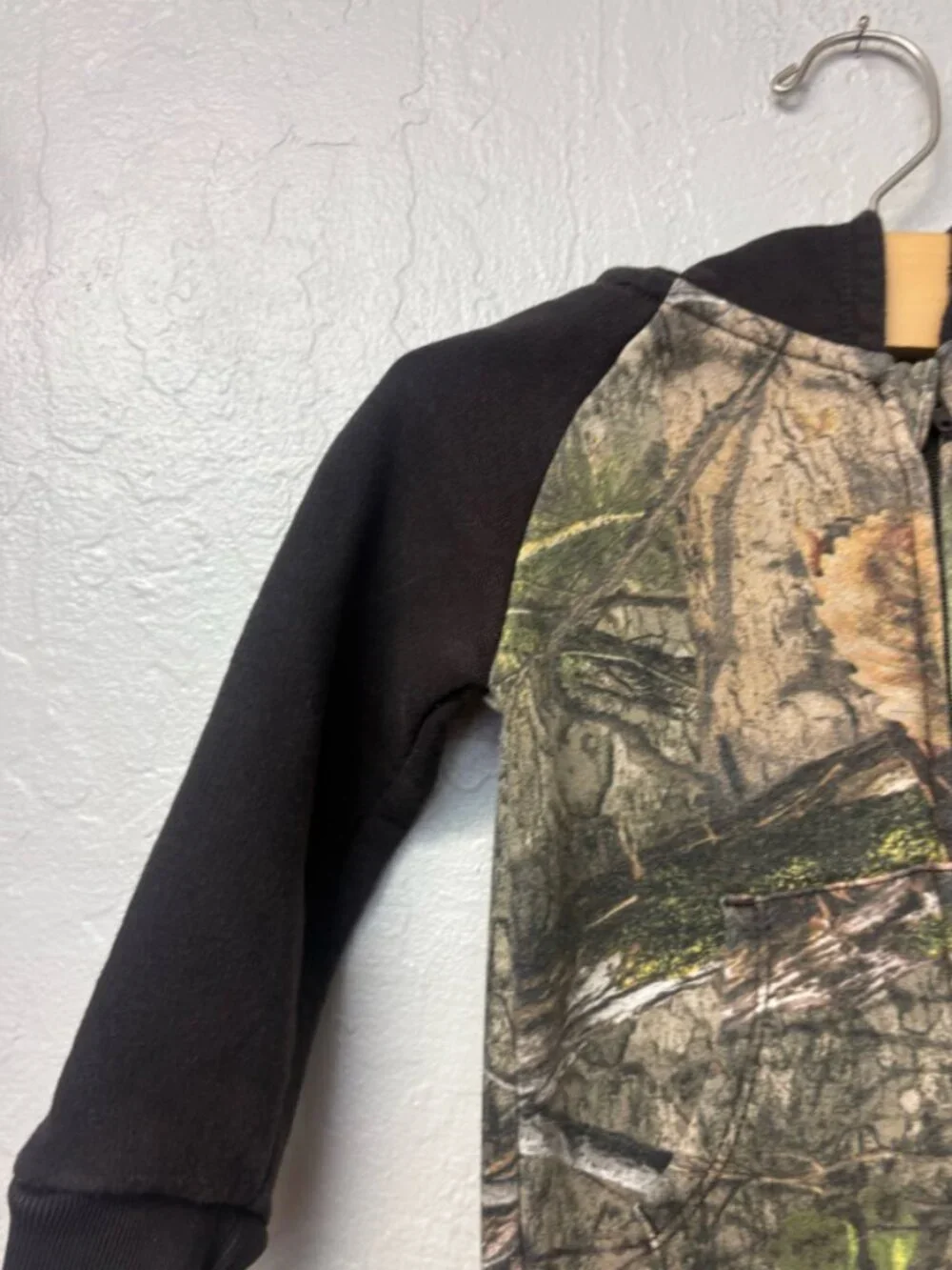 $23 ADD ON carhartt‎ camo baby bunting 18M Zara Mini Boden Dickes Levi's